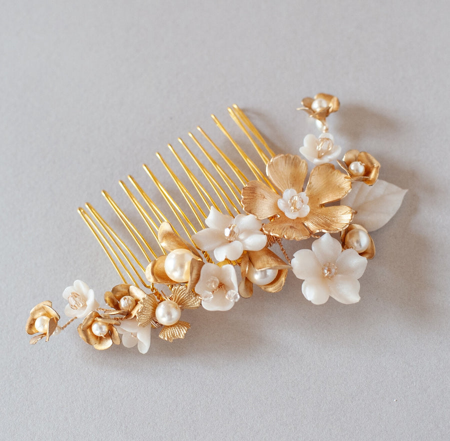 Angelina Gold and Pearl Bridal Comb