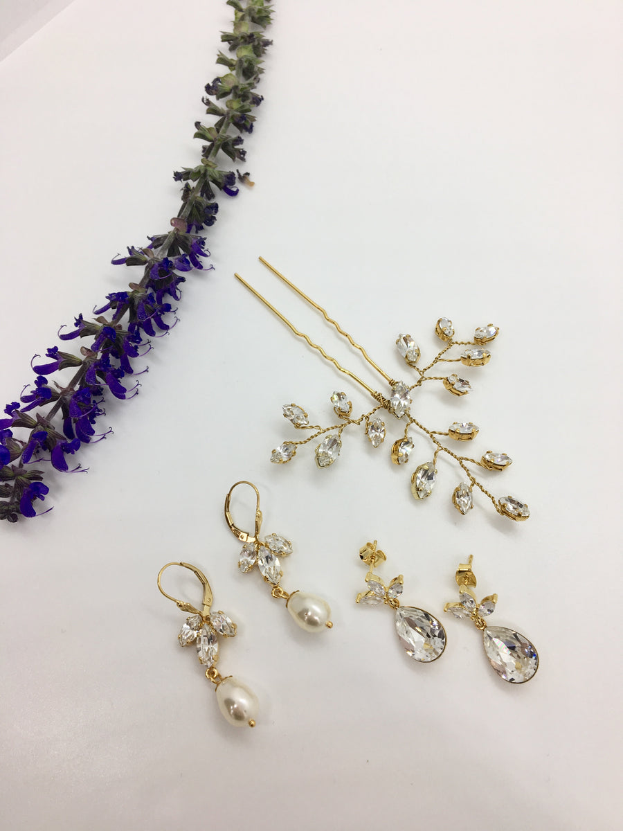 Matching bridal jewelry set in crystal but Joanna Bisley Designs.
